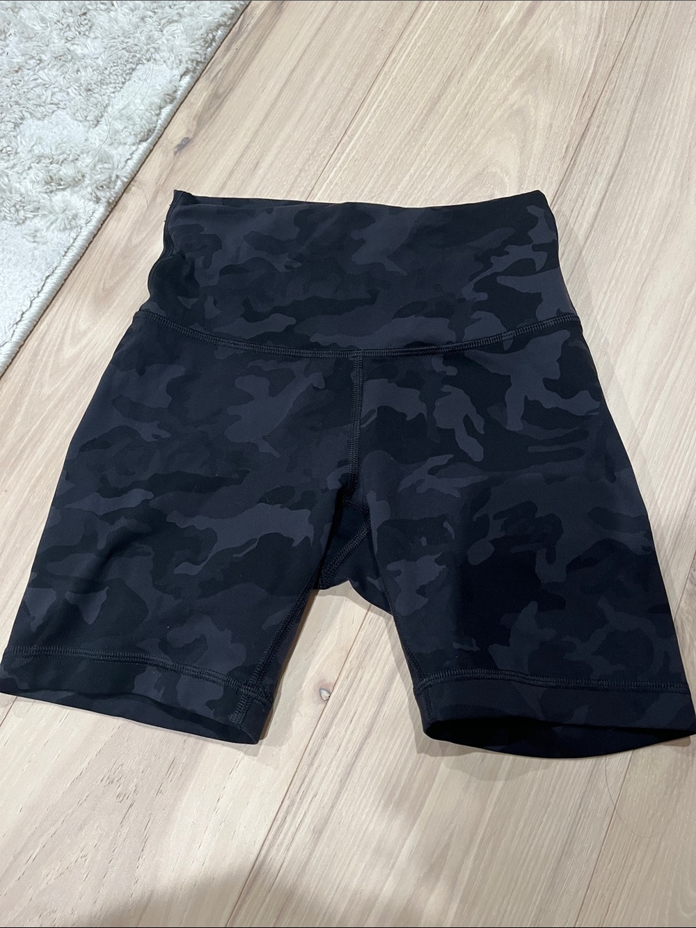 Lululemon size 4 black camp biker shorts